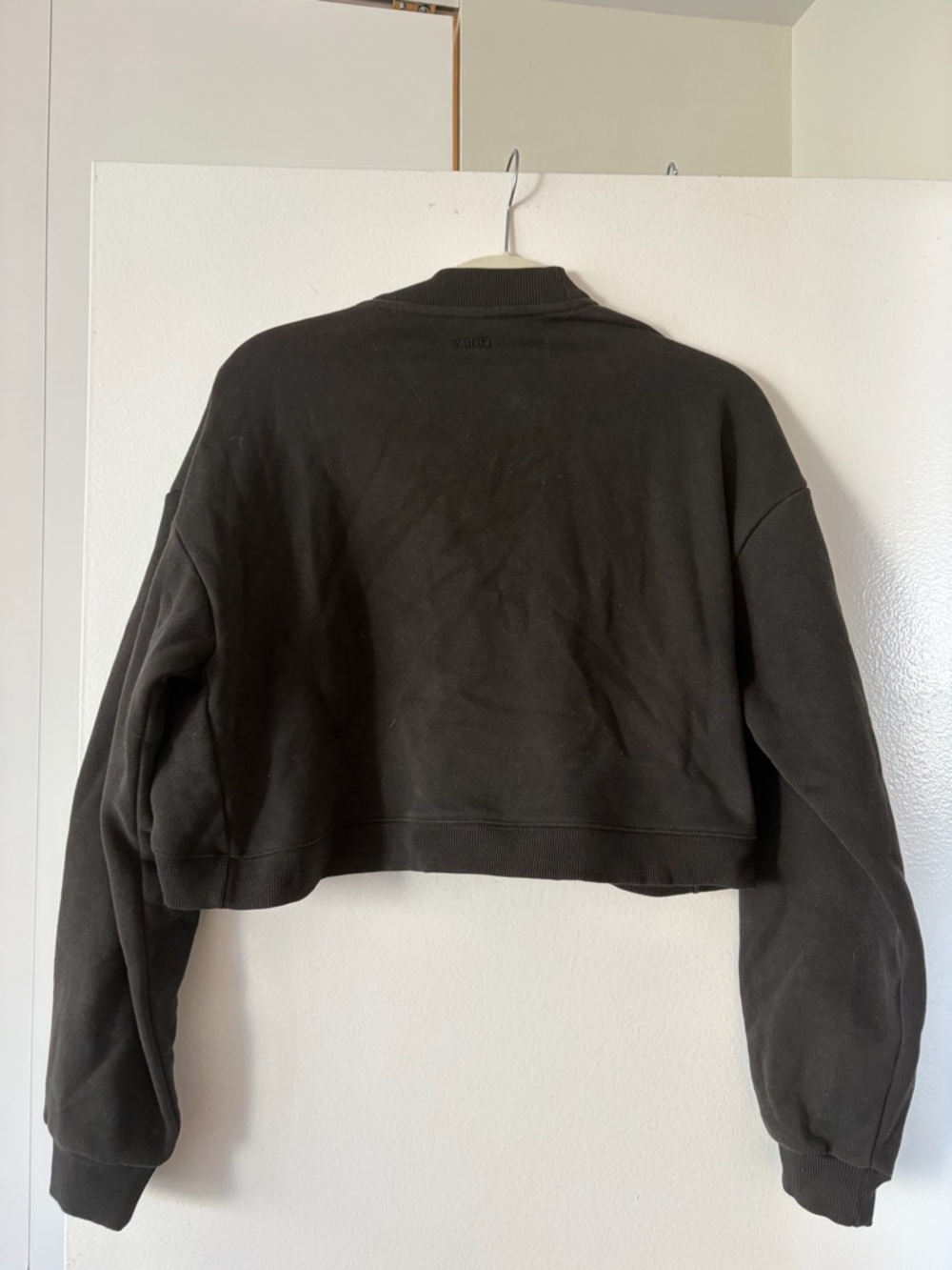 Vuori Restore Shrug - Picture 3 of 6